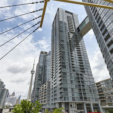 N2N Suites - Downtown Lake & City View Apartments Toronto Bagian luar foto
